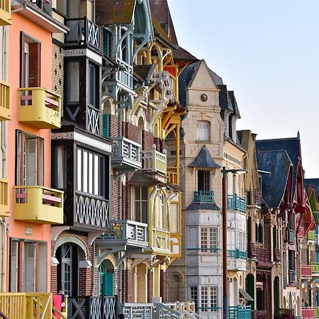 Idealement Situe "Le Studio" Les Locations Isahora Sont Aussi A 2 Pas Du Chateau D'Eu, Des Falaises Du Treport, De Mers Les Bains Et Aux Portes De La Baie De Somme Eu (Seine-Maritime) Exteriér fotografie
