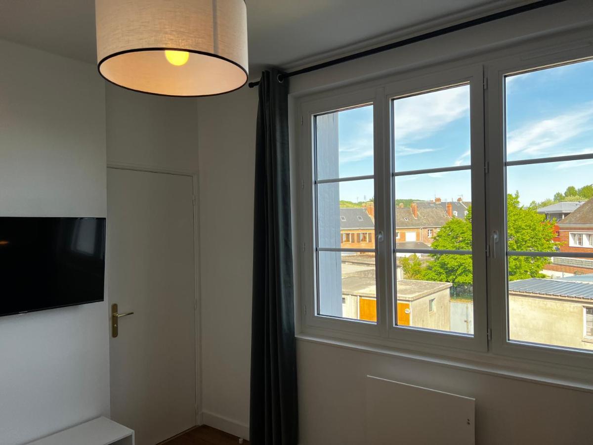 Idealement Situe "Le Studio" Les Locations Isahora Sont Aussi A 2 Pas Du Chateau D'Eu, Des Falaises Du Treport, De Mers Les Bains Et Aux Portes De La Baie De Somme Eu (Seine-Maritime) Exteriér fotografie